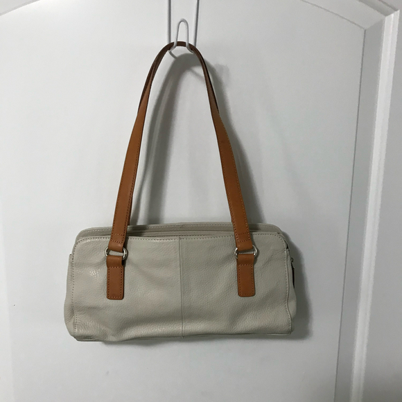 Fossil Vintage Cream with Tan Accent Leather Silver Key Purse - Picture 2 of 9